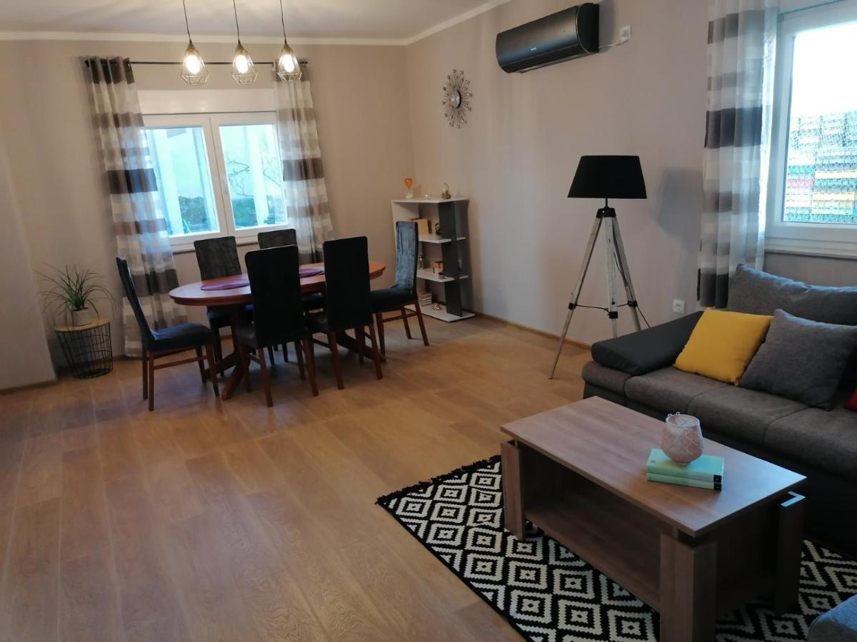 קאלי Apartman Nina מראה חיצוני תמונה